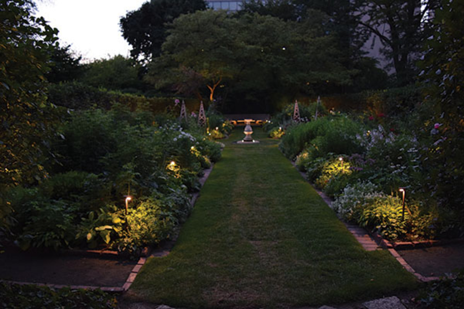 Garden Comes To Life With Outdoor LEDs