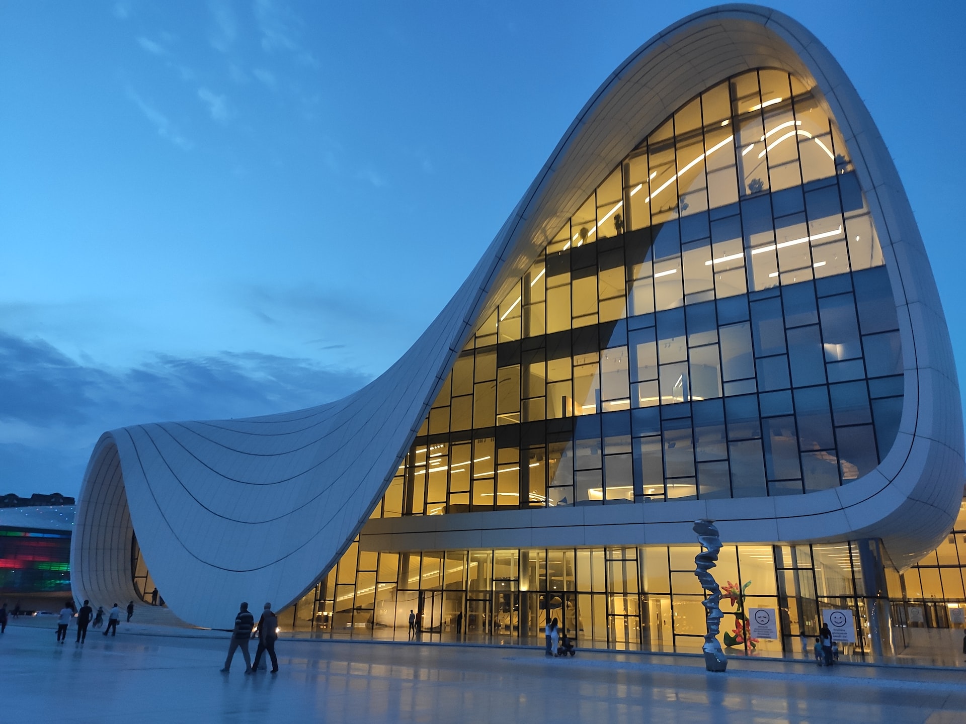 Heydar Aliyev Center as example of modern architecture