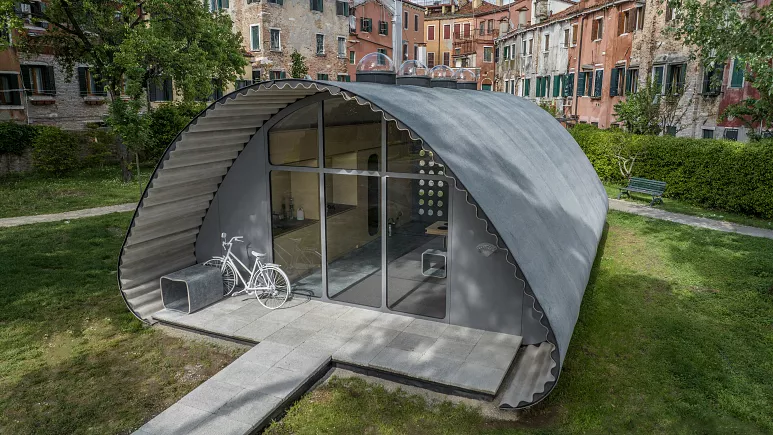 Norman Foster Creates A Forward-thinking Emergency Shelter At The Venice Biennale