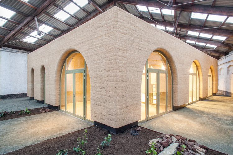 Hempcrete - Revolutionizing Home Building With Cannabis-Based Innovation